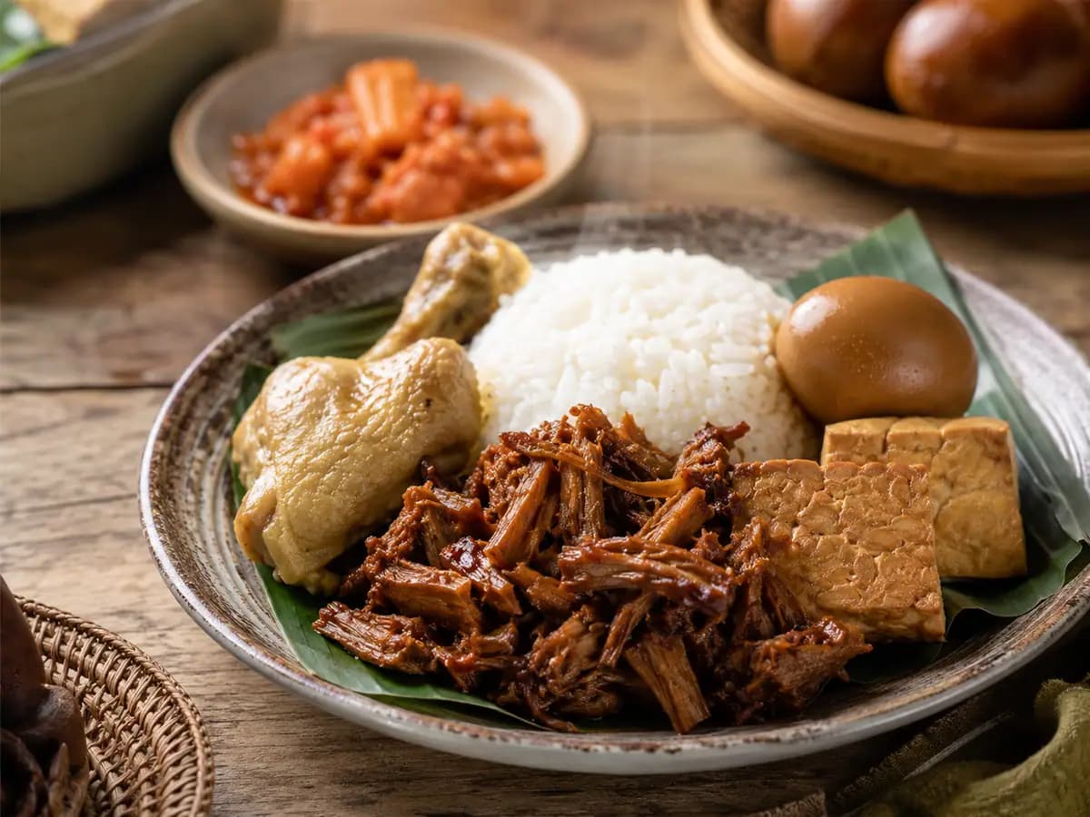 Resep Gudeg Jogja Khas: Manis Legit dan Empuk Sempurna